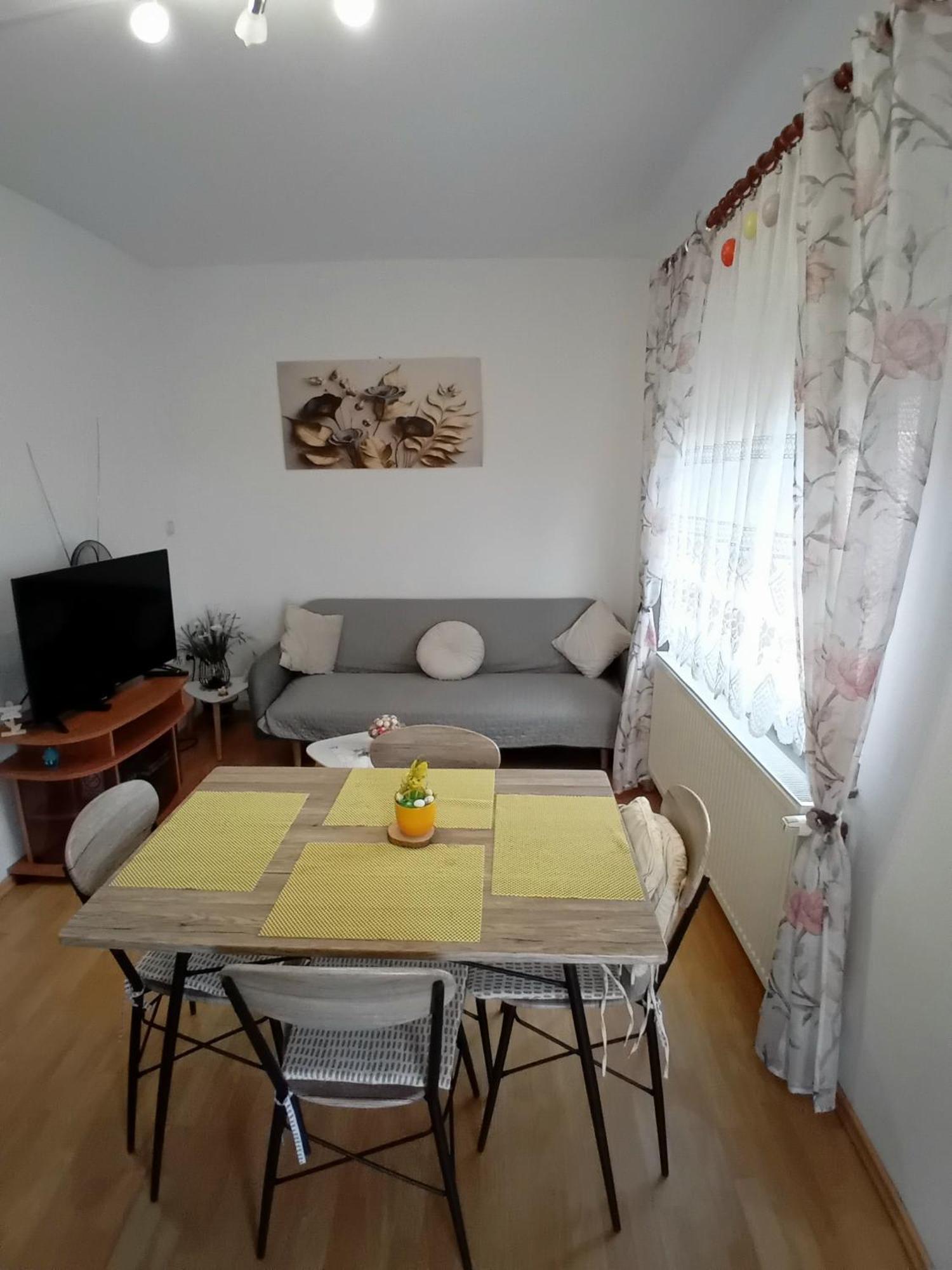 Apartman Nada Krapina Buitenkant foto