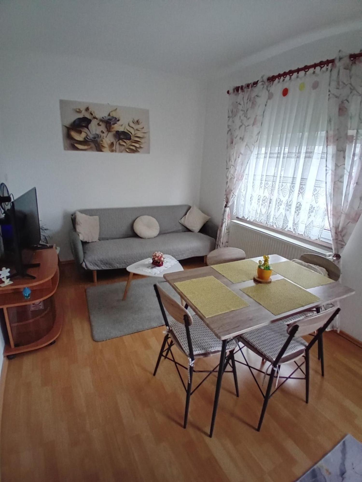 Apartman Nada Krapina Buitenkant foto